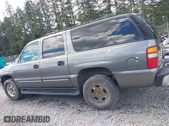 2002 Chevrolet Suburban LS z VIN 3GNEC16Z62G255198, wystawiony jako IAAI lot #42312829 z przebiegiem 192 459 mil mil oraz . Historia ofert i sprzedaży dostępna na DreamBid. Obrazek 14.