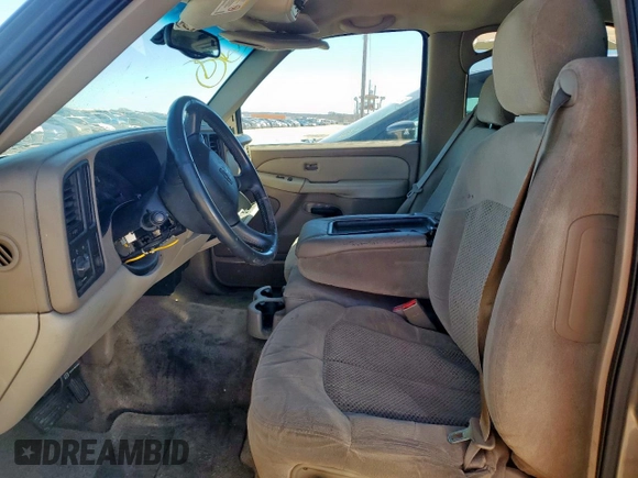 2002 Chevrolet Tahoe LS with VIN 1GNEC13V72R116845, listed as a Copart auction lot 46909855 with 313,655 mi miles and Non Repairable. Bid and sale history available at carsss.com. Image 7.