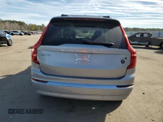 2024 Volvo XC90 Plus Bright Theme z VIN YV4062PE9R1236095, wystawiony jako Copart lot #84622444 z przebiegiem Nie podano mil oraz Szkoda całkowita • Salvage title. Historia ofert i sprzedaży dostępna na DreamBid. Obrazek 6.