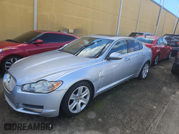 2011 Jaguar XF with VIN SAJWA0FB5BLS00598, listed as a Copart auction lot 82350434 with 0 mi miles and Clean Title. Bid and sale history available at carsss.com. Image 2.