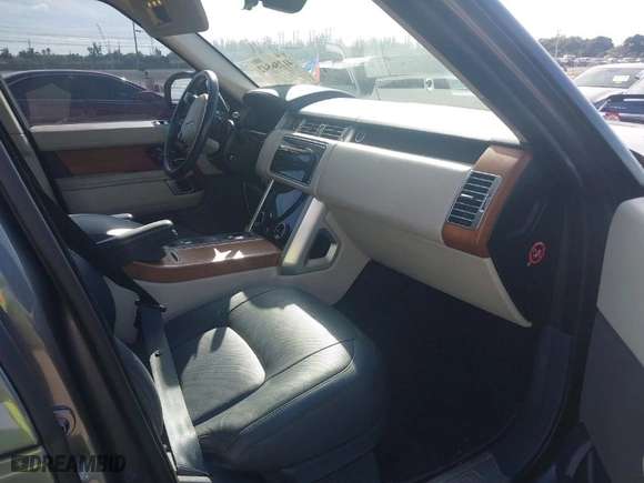 2019 Land Rover Range Rover with VIN SALGS2RE8KA528149, listed as a IAAI auction lot 41256542 with NaN miles. Bid and sale history available at carsss.com. Image 5.