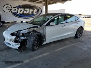 2023 Tesla Model 3 z VIN 5YJ3E1EA5PF395116, wystawiony jako Copart lot #62768205 z przebiegiem 25 285 mil mil oraz Szkoda całkowita • Salvage title. Historia ofert i sprzedaży dostępna na DreamBid. Obrazek 1.
