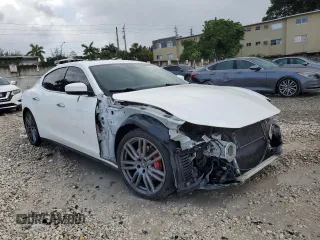 2017 Maserati Ghibli with VIN ZAM57XSA0H1262621, listed as a Copart auction lot 44688955 with 88,476 mi miles and Salvage Title. Bid and sale history available at carsss.com. Image 4.