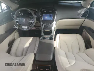2020 Lincoln Nautilus Standard z VIN 2LMPJ6J92LBL20743, wystawiony jako Copart lot #86513774 z przebiegiem 20 985 mil mil oraz Nie do naprawy • Non repairable. Historia ofert i sprzedaży dostępna na DreamBid. Obrazek 8.