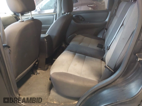 2007 Ford Escape XLS with VIN 1FMYU92Z77KA40092, listed as a IAAI auction lot 41983472 with 138,827 mi miles and . Bid and sale history available at DreamBid. Image 8.