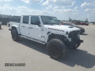 2023 Jeep Gladiator Mojave z VIN 1C6JJTEG7PL503422, wystawiony jako Copart lot #57415415 z przebiegiem 29 771 mil mil oraz Szkoda całkowita • Salvage title. Historia ofert i sprzedaży dostępna na DreamBid. Obrazek 4.