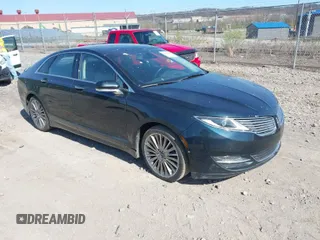 2014 Lincoln MKZ Hybrid with VIN 3LN6L2LU1ER803303, listed as a IAAI auction lot 42070667 with 269,000 mi miles. Bid and sale history available at carsss.com. Image 1.