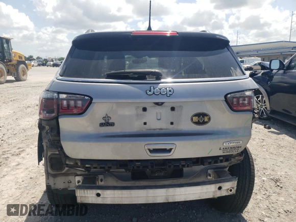 2018 Jeep Compass Latitude with VIN 3C4NJCBB1JT204927, listed as a Copart auction lot 55349635 with 75,955 mi miles and Salvage title. Bid and sale history available at DreamBid. Image 6.