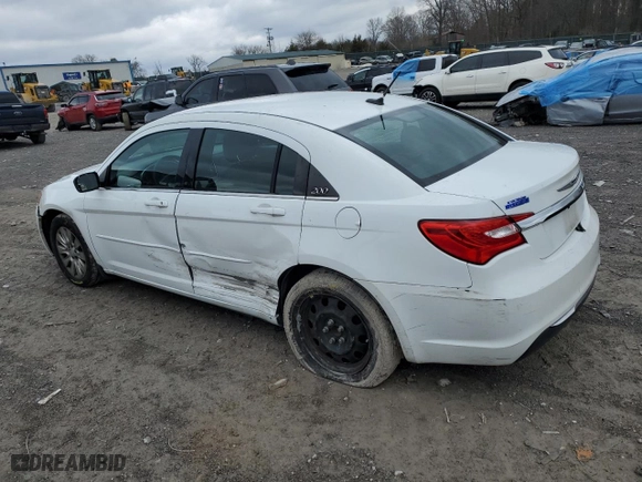 2014 Chrysler 200 LX with VIN 1C3CCBAB8EN167561, listed as a Copart auction lot 47898095 with 231,083 mi miles and Clean Title. Bid and sale history available at carsss.com. Image 2.