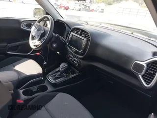 2023 Kia Soul LX with VIN KNDJ23AU2P7215902, listed as a IAAI auction lot 40337743 with 13,896 mi miles and . Bid and sale history available at DreamBid. Image 5.