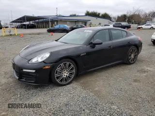 2016 Porsche Panamera 4 with VIN WP0AA2A76GL004054, listed as a Copart auction lot 86412074 with 104,114 mi miles and Clean Title. Bid and sale history available at DreamBid. Image 1.