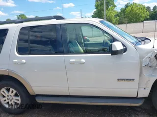 2008 Ford Explorer Eddie Bauer with VIN 1FMEU64E98UB10886, listed as a IAAI auction lot 42183998 with 182,735 mi miles and . Bid and sale history available at DreamBid. Image 14.