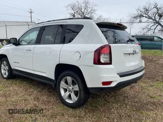 2016 Jeep Compass Sport with VIN 1C4NJCBA3GD568160, listed as a Copart auction lot 44409505 with 174,612 mi miles and Clean title. Bid and sale history available at DreamBid. Image 3.