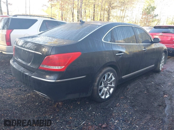 2011 Hyundai Equus Signature z VIN KMHGH4JF9BU038254, wystawiony jako IAAI lot #41521970 z przebiegiem 108 107 mil mil oraz . Historia ofert i sprzedaży dostępna na DreamBid. Obrazek 4.