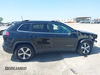 2019 Jeep Cherokee Limited z VIN 1C4PJLDB5KD469816, wystawiony jako IAAI lot #42245187 z przebiegiem 50 387 mil mil oraz . Historia ofert i sprzedaży dostępna na DreamBid. Obrazek 14.