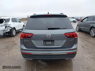 2020 Volkswagen Tiguan SE with VIN 3VV2B7AX4LM024554, listed as a IAAI auction lot 41546316 with 47,657 mi miles. Bid and sale history available at carsss.com. Image 16.