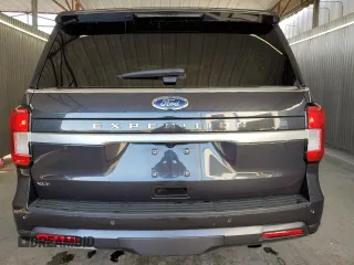 2024 Ford Expedition XLT with VIN 1FMJU1J84REA58417, listed as a Copart auction lot 52782705 with 27,205 mi miles and Clean Title. Bid and sale history available at carsss.com. Image 6.