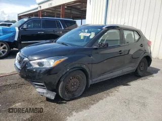 2018 Nissan Kicks S with VIN 3N1CP5CU0JL520730, listed as a Copart auction lot 62984825 with 84,879 mi miles and Salvage title. Bid and sale history available at DreamBid. Image 1.