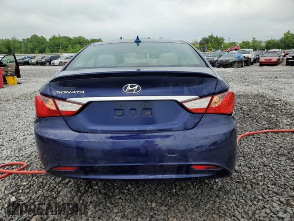 2013 Hyundai Sonata GLS z VIN 5NPEB4AC8DH554976, wystawiony jako Copart lot #54862045 z przebiegiem 283 889 mil mil oraz Szkoda całkowita • Salvage title. Historia ofert i sprzedaży dostępna na DreamBid. Obrazek 6.