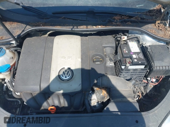 2007 Volkswagen Jetta Wolfsburg Edition with VIN 3VWEF71K87M138516, listed as a IAAI auction lot 42827212 with 155,987 mi miles and . Bid and sale history available at DreamBid. Image 10.
