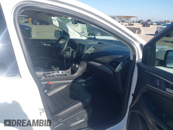 2022 Ford Edge SEL z VIN 2FMPK4J90NBA02961, wystawiony jako IAAI lot #41446422 z przebiegiem 29 313 mil mil oraz . Historia ofert i sprzedaży dostępna na DreamBid. Obrazek 5.
