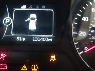 2017 Kia Sorento LX with VIN 5XYPG4A56HG298393, listed as a IAAI auction lot 42375725 with 131,400 mi miles and . Bid and sale history available at DreamBid. Image 14.