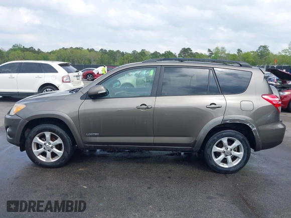 2011 Toyota RAV4 Ltd with VIN 2T3YF4DV9BW082856, listed as a IAAI auction lot 41946197 with 189,382 mi miles. Bid and sale history available at carsss.com. Image 14.