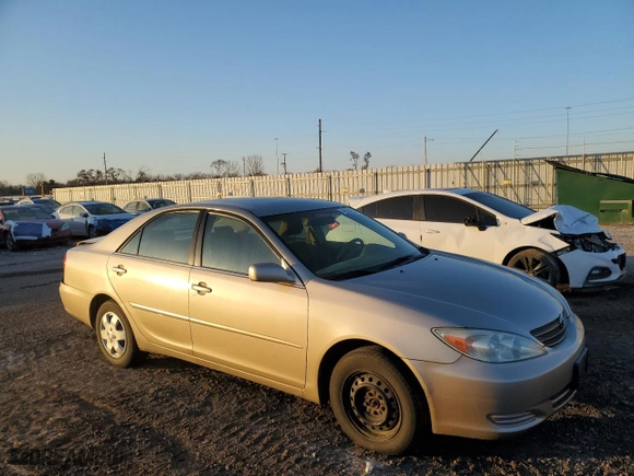 2004 Toyota Camry LE with VIN 4T1BE32K34U914862, listed as a Copart auction lot 48994605 with 147,661 mi miles and Salvage Title. Bid and sale history available at carsss.com. Image 4.
