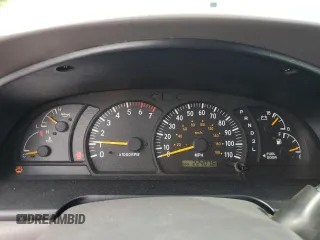 2004 Toyota Tundra SR5 with VIN 5TBDT44194S458666, listed as a Copart auction lot 56008955 with 224,076 mi miles and Clean Title. Bid and sale history available at DreamBid. Image 9.