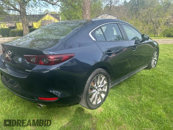 2019 Mazda 3 w/Select Pkg with VIN JM1BPACL3K1108254, listed as a Copart auction lot 54613625 with 162,610 mi miles and Clean Title. Bid and sale history available at carsss.com. Image 4.