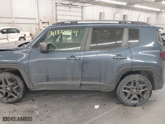 2021 Jeep Renegade Latitude with VIN ZACNJDB15MPM73647, listed as a IAAI auction lot 41334134 with 60,033 mi miles. Bid and sale history available at carsss.com. Image 14.
