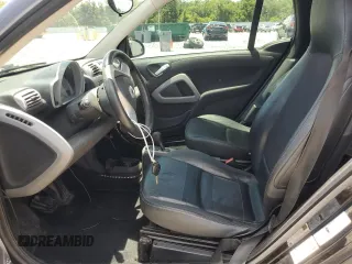 2009 Smart fortwo Passion with VIN WMEEK31X99K296913, listed as a Copart auction lot 61491365 with 93,211 mi miles and Salvage title. Bid and sale history available at DreamBid. Image 7.