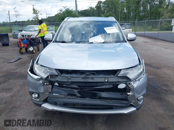 2017 Mitsubishi Outlander SE with VIN JA4AD3A31HZ050863, listed as a IAAI auction lot 42528872 with 98,136 mi miles and . Bid and sale history available at DreamBid. Image 12.