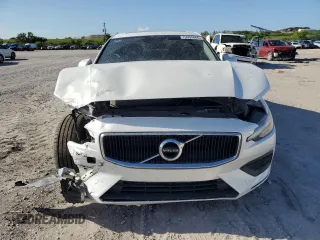 2019 Volvo S60 Momentum with VIN 7JRA22TK9KG017396, listed as a Copart auction lot 70008864 with 63,270 mi miles and Non Repairable. Bid and sale history available at carsss.com. Image 5.