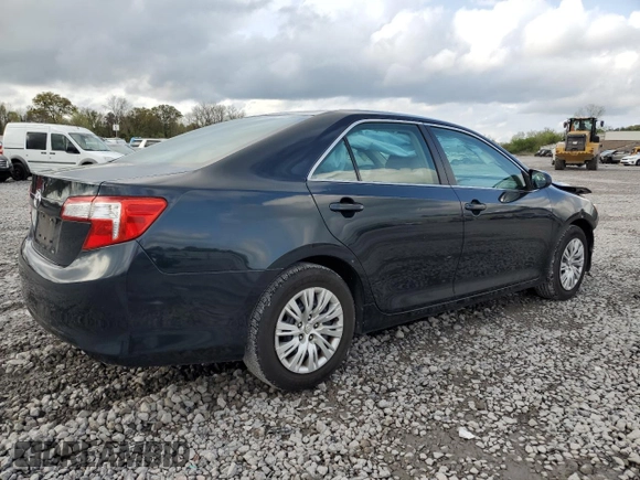 2014 Toyota Camry L with VIN 4T1BF1FK7EU832355, listed as a Copart auction lot 51173685 with 195,454 mi miles and Salvage Title. Bid and sale history available at carsss.com. Image 3.