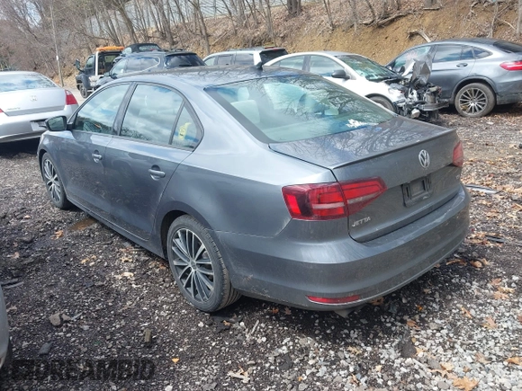 2016 Volkswagen Jetta Sport z VIN 3VWD17AJ7GM225289, wystawiony jako IAAI lot #41978267 z przebiegiem 142 556 mil mil oraz . Historia ofert i sprzedaży dostępna na DreamBid. Obrazek 3.
