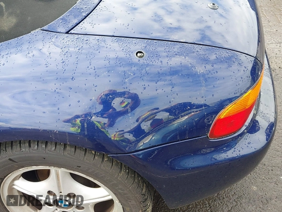 1996 BMW 3 Series Z3 1.9 with VIN 4USCH7328TLB68593, listed as a IAAI auction lot 42218372 with 79,644 mi miles and . Bid and sale history available at carsss.com. Image 13.