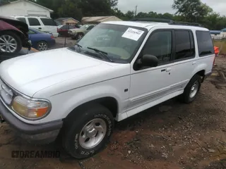 1997 Ford Explorer XLT z VIN 1FMDU35P5VUD09276, wystawiony jako IAAI lot #42221438 z przebiegiem 152 881 mil mil oraz . Historia ofert i sprzedaży dostępna na DreamBid. Obrazek 2.