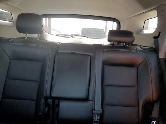 2020 GMC Terrain SLT z VIN 3GKALPEV2LL126770, wystawiony jako Copart lot #55128845 z przebiegiem 96 211 mil mil oraz Nie do naprawy • Non repairable. Historia ofert i sprzedaży dostępna na DreamBid. Obrazek 10.