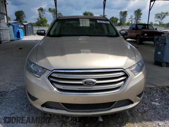 2017 Ford Taurus Limited with VIN 1FAHP2F81HG119353, listed as a Copart auction lot 62377355 with 255,256 mi miles and Clean title. Bid and sale history available at DreamBid. Image 5.