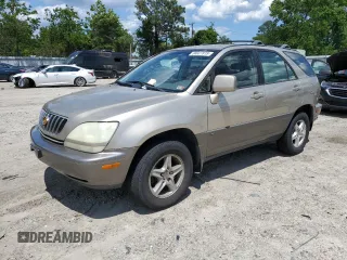 2003 Lexus RX 300 z VIN JTJHF10U330315791, wystawiony jako Copart lot #58027815 z przebiegiem 196 119 mil mil oraz Tytuł czysty. Historia ofert i sprzedaży dostępna na DreamBid. Obrazek 1.