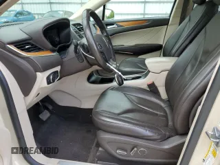 2018 Lincoln MKC Select with VIN 5LMCJ2C9XJUL08005, listed as a Copart auction lot 49950783 with 76,946 mi miles and . Bid and sale history available at DreamBid. Image 7.
