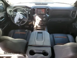 2021 GMC Sierra 1500 AT4 with VIN 3GTP9EED1MG393229, listed as a Copart auction lot 45381255 with 92,048 mi miles and Clean Title. Bid and sale history available at carsss.com. Image 8.