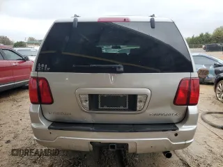 2006 Lincoln Navigator Luxury with VIN 5LMFU27516LJ14665, listed as a Copart auction lot 81501094 with 177,122 mi miles and Salvage Title. Bid and sale history available at carsss.com. Image 6.