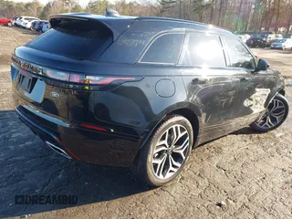 2018 Land Rover Range Rover Velar R-Dynamic HSE with VIN SALYM2RV6JA758768, listed as a IAAI auction lot 41753401 with 30,324 mi miles and . Bid and sale history available at DreamBid. Image 4.