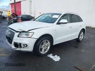 2015 Audi Q5 Premium Plus with VIN WA1DGAFPXFA043040, listed as a IAAI auction lot 41773280 with 103,168 mi miles. Bid and sale history available at carsss.com. Image 17.
