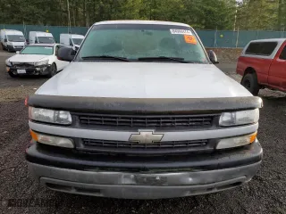 2002 Chevrolet Silverado 1500 with VIN 1GCEC14W82Z158893, listed as a Copart auction lot 84566474 with 282,632 mi miles and Clean Title. Bid and sale history available at carsss.com. Image 5.