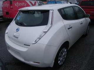 2015 Nissan LEAF SL с VIN 1N4AZ0CP0FC325926, выставлен на аукционе IAAI как лот 42575723 с пробегом 7 203 миль миль и . История ставок и продаж доступна на DreamBid. Изображение 5.