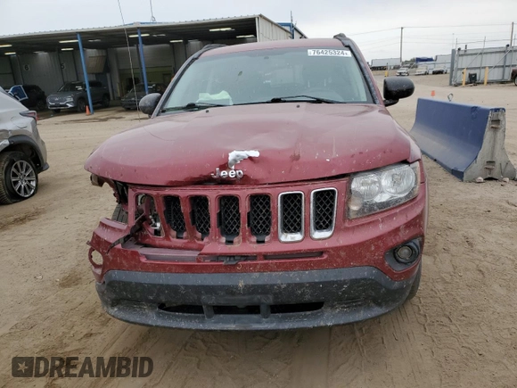 2016 Jeep Compass Sport with VIN 1C4NJCBB5GD548761, listed as a Copart auction lot 76425324 with 101,313 mi miles and Salvage title. Bid and sale history available at DreamBid. Image 5.