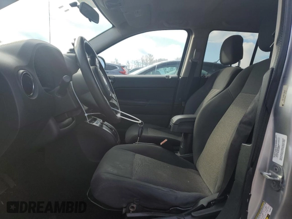 2011 Jeep Compass with VIN 1J4NT1FA5BD168919, listed as a Copart auction lot 86536224 with 131,868 mi miles and Salvage Title. Bid and sale history available at carsss.com. Image 7.